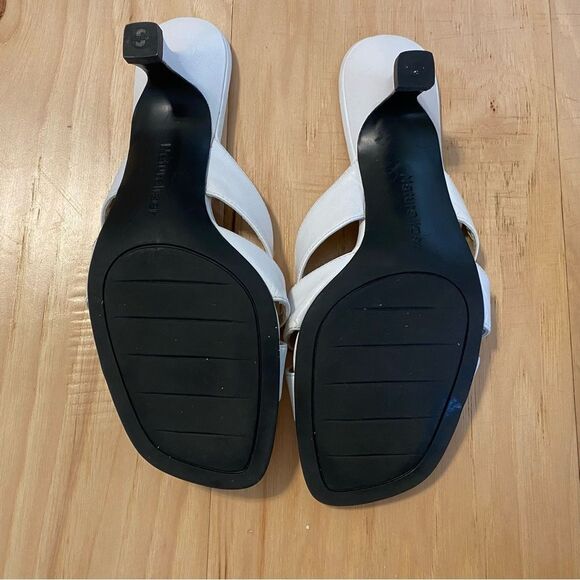 Naturalizer size 7.5 Narrow fit low heel pump mule style open toe shoe - Picture 6 of 12